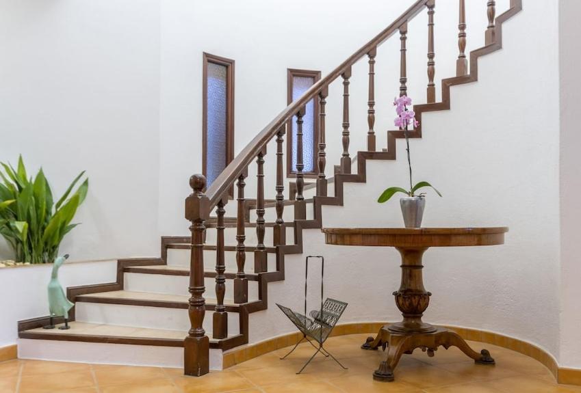 Lagos Suite Luaran gambar
