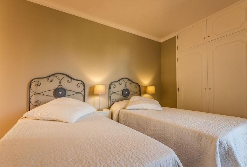 Lagos Suite Luaran gambar