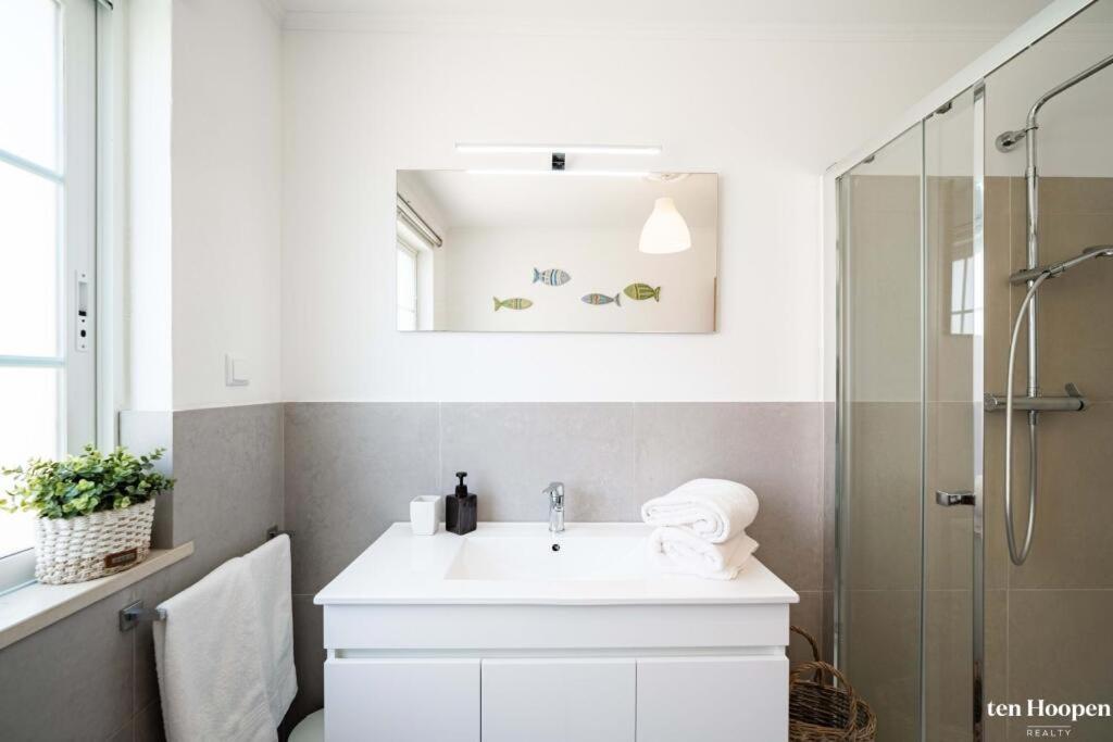 Lagos Suite Luaran gambar